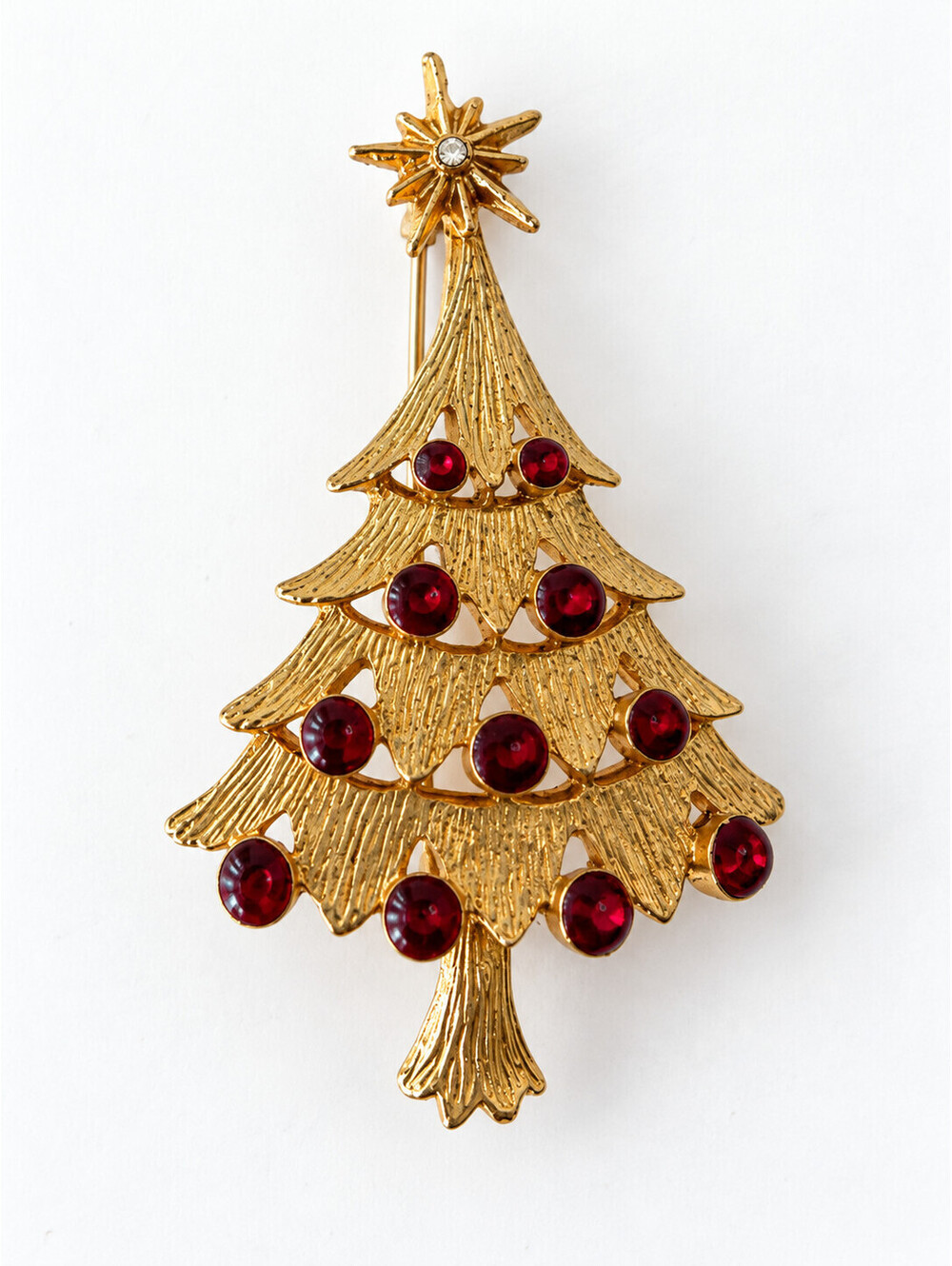 Vintage AAI Christmas Tree Brooch Gold Tone Red Rhinestones Star Holiday Pin
